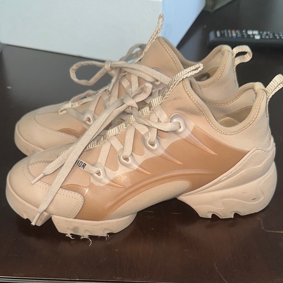 Dior Nude Tone Sneakers - Picture 4 of 6